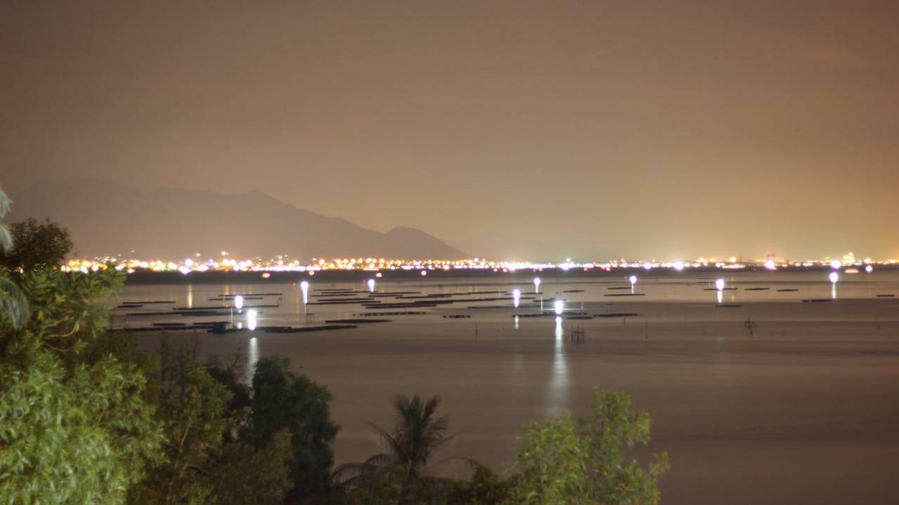 Thanh Nhi Homestay Cam Ranh Exterior foto
